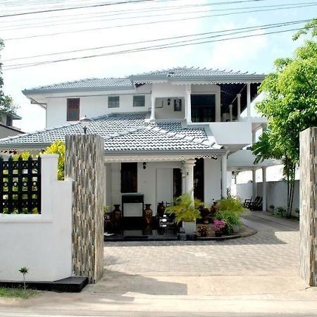 Asian Villa Негомбо Екстер'єр фото