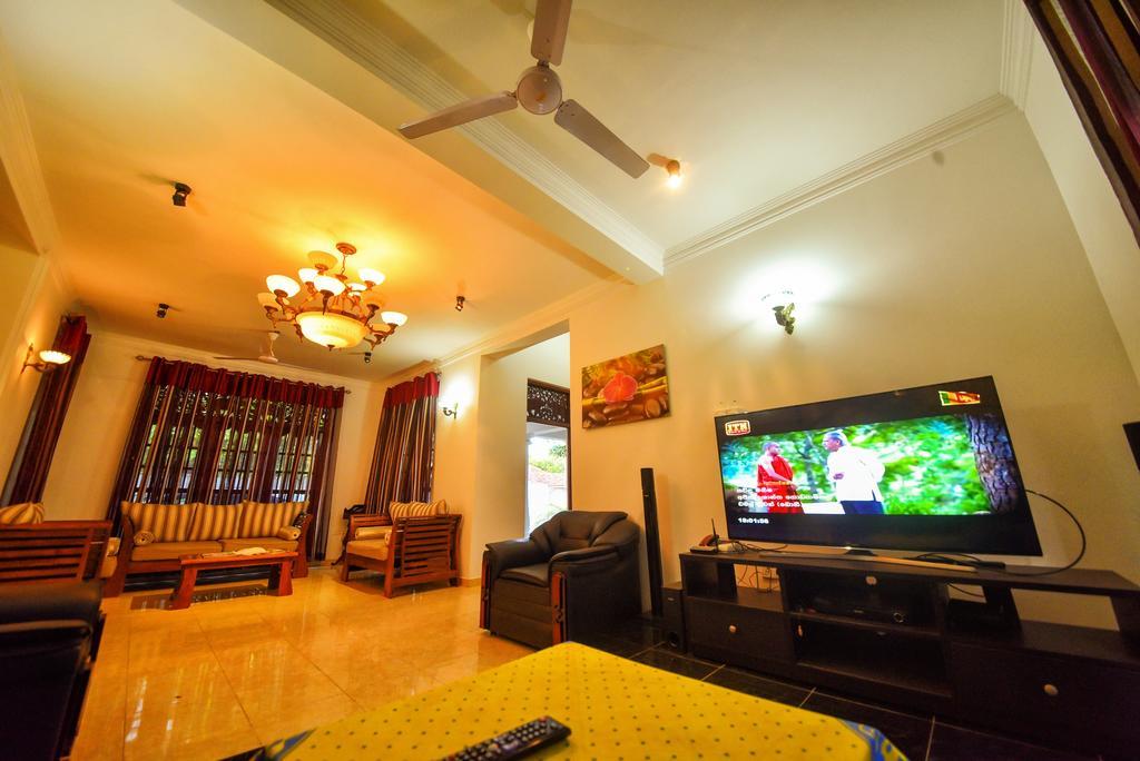 Asian Villa Негомбо Екстер'єр фото