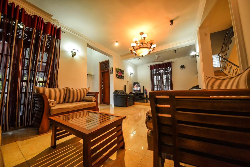 Asian Villa Негомбо Екстер'єр фото
